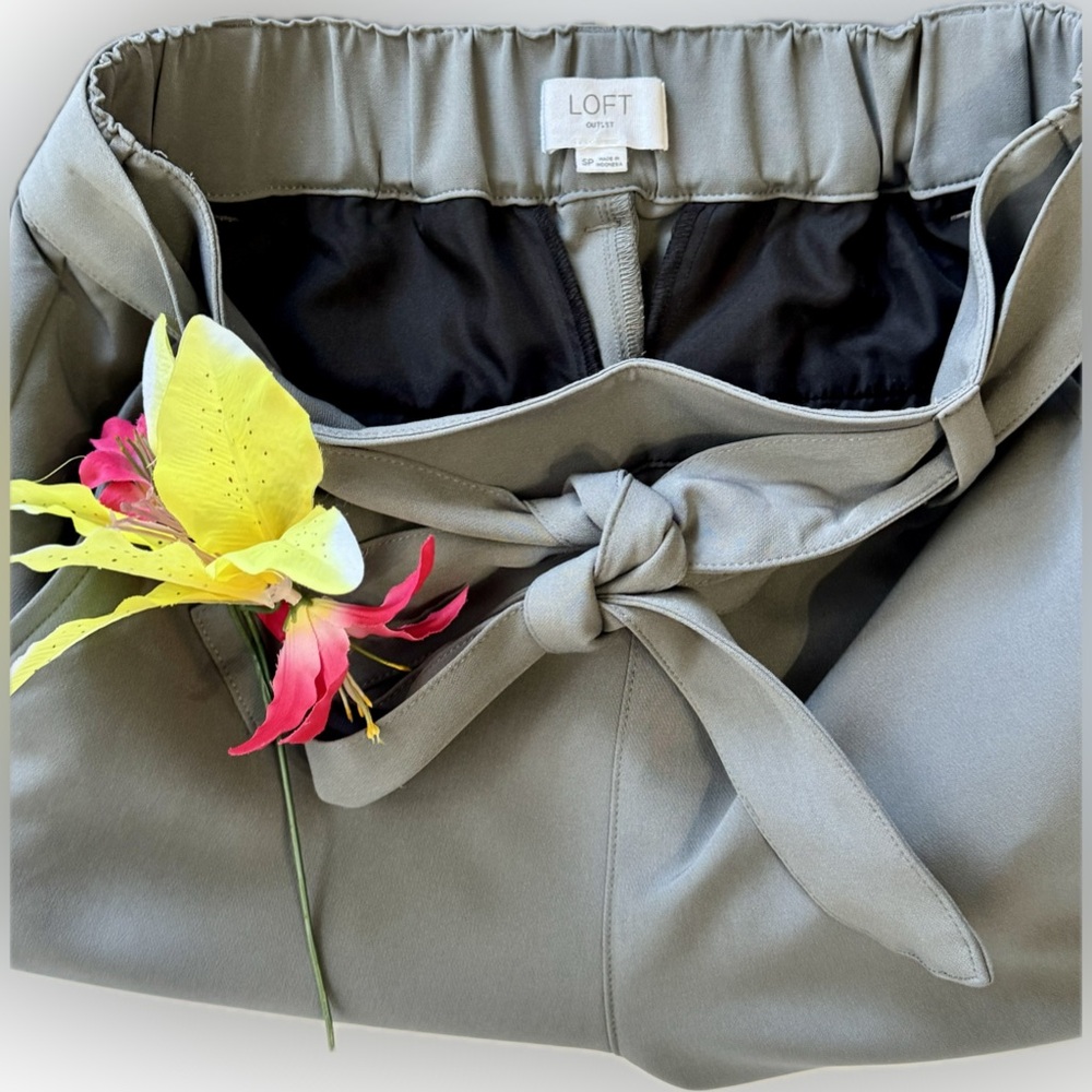 Worn once! Loft paper bag style pants! - Picture 6 of 16